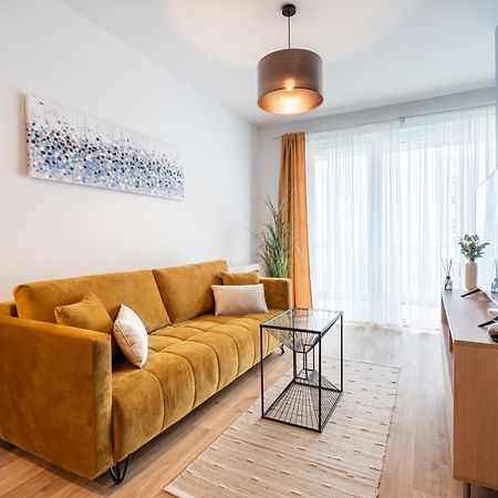 Blooming Budapest Apartment With Free Underground Parking מראה חיצוני תמונה