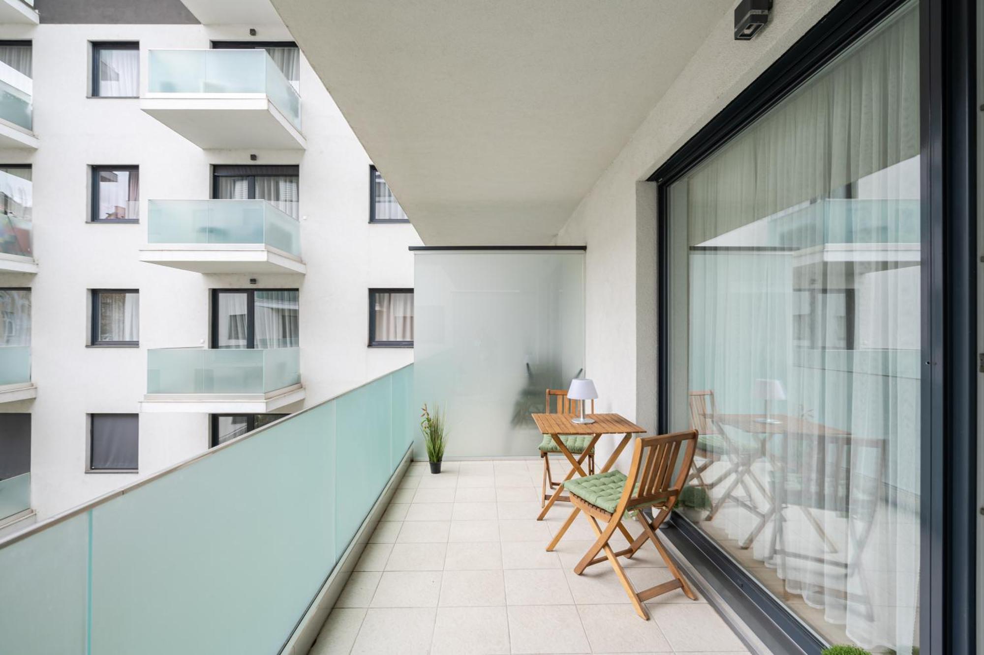 Blooming Budapest Apartment With Free Underground Parking מראה חיצוני תמונה